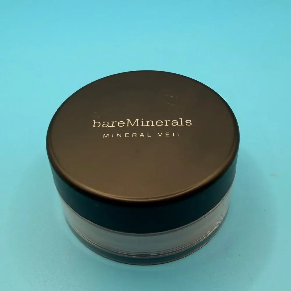 bareMinerals Illuminating Mineral Veil Setting Powder